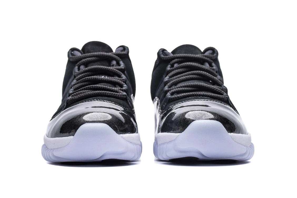 528895-010 Barons Low  Jordan Retro 11 0306